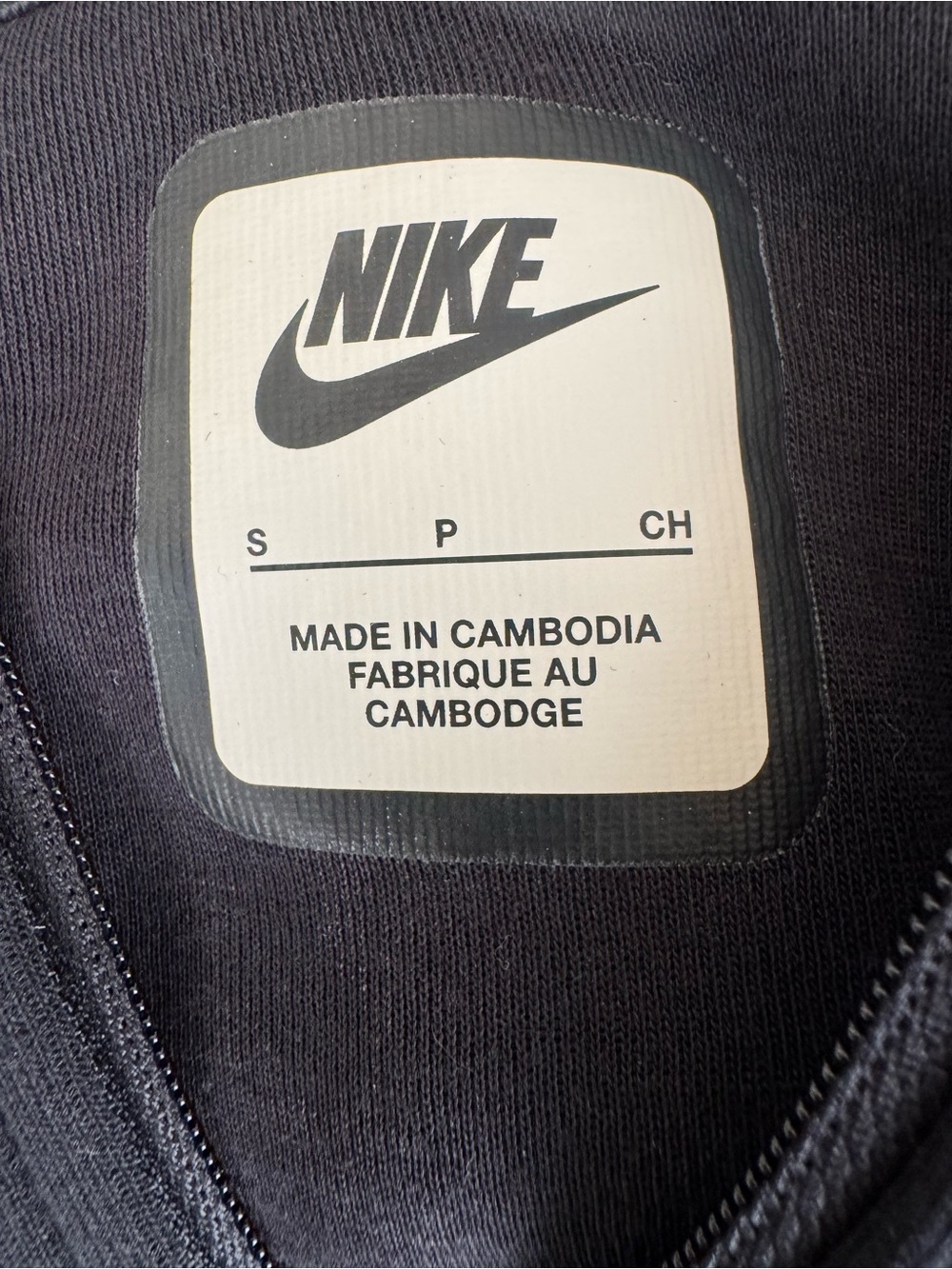 Nike  Ladies Small Black Fitted Full-Zip Hoodie  with Zip Pocket Jacket. NWOT - Picture 7 of 10